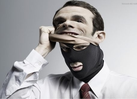 你可以不圆滑,但必须懂世故